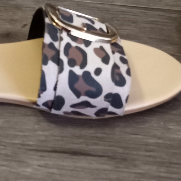 Womens Leopard Print Beach Slides - Picture 6 of 6
